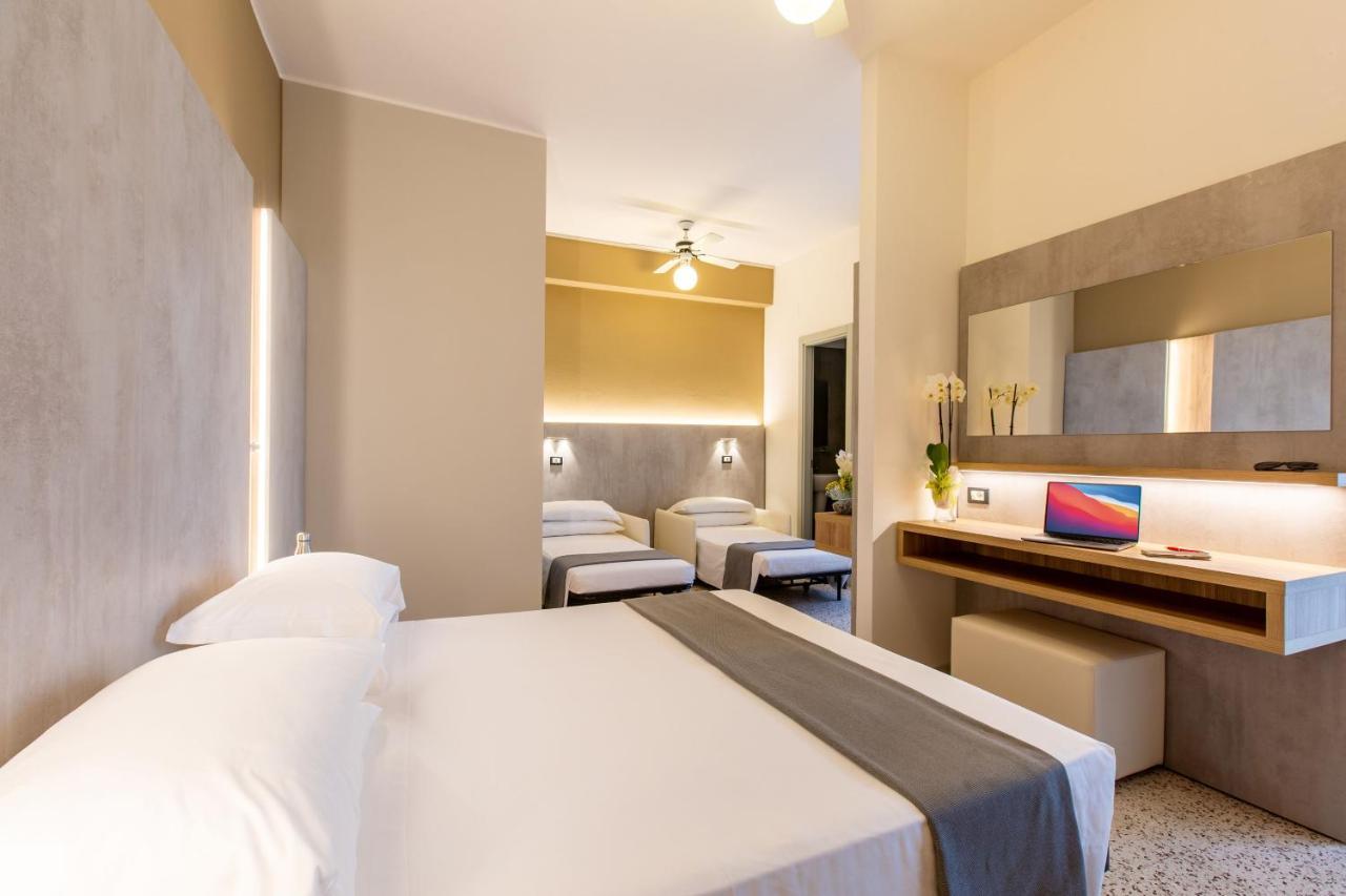 Romantico 3* Gabicce Mare