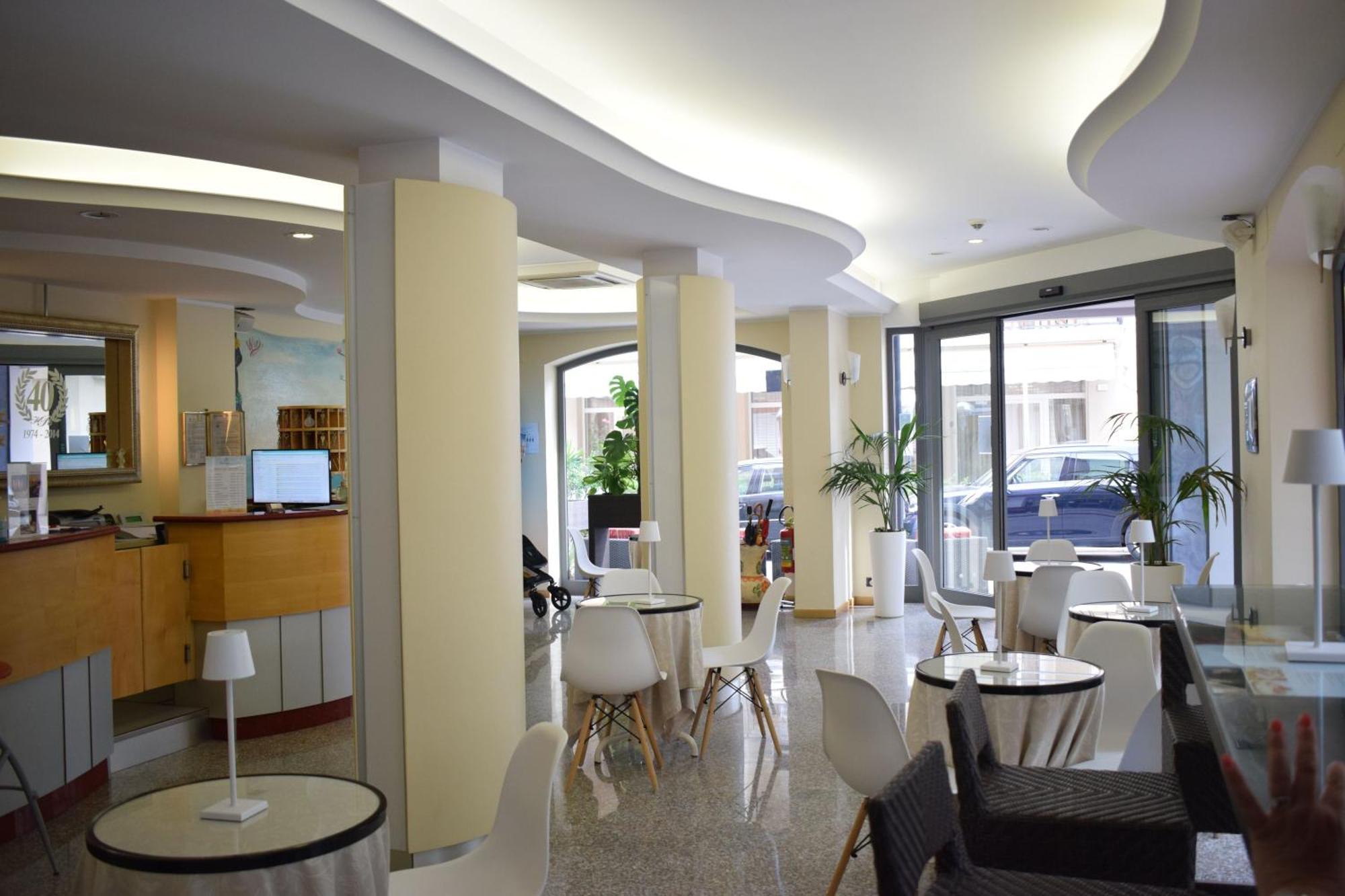 Hotel Romantico Gabicce Mare